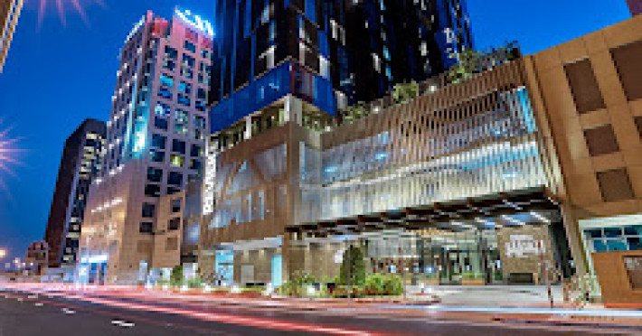 revier-hotel-dubai-febc4badb5e66442.jpeg