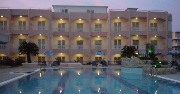 rhodian-rose-hotel-d8d126fbde649be8.jpeg