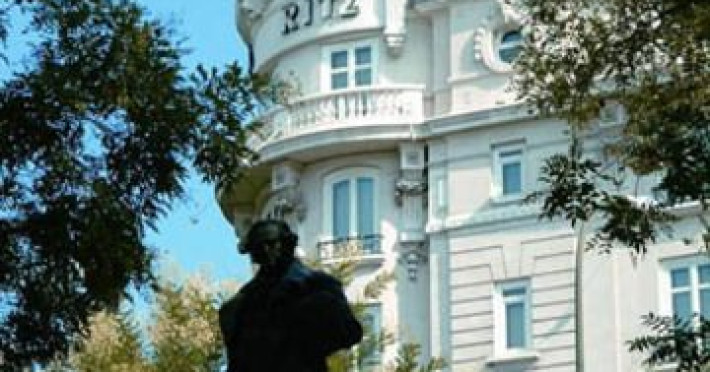 ritz-madrid-75d0d6e6747f4b74.jpeg