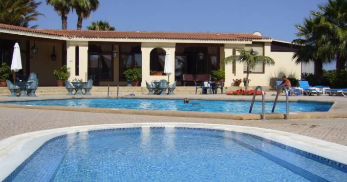 ritz-resorts-tenerife-b34c9e1e0f60fbbd.jpeg