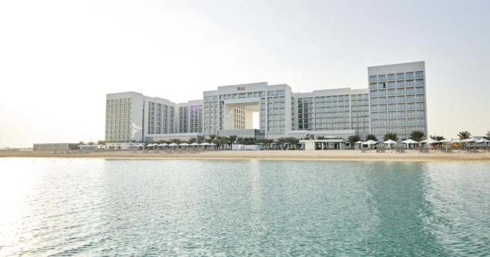 riu-dubai-4419b24c9d30d3f3.jpeg