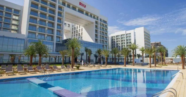 riu-dubai-eb6400862c0a4de5.jpeg