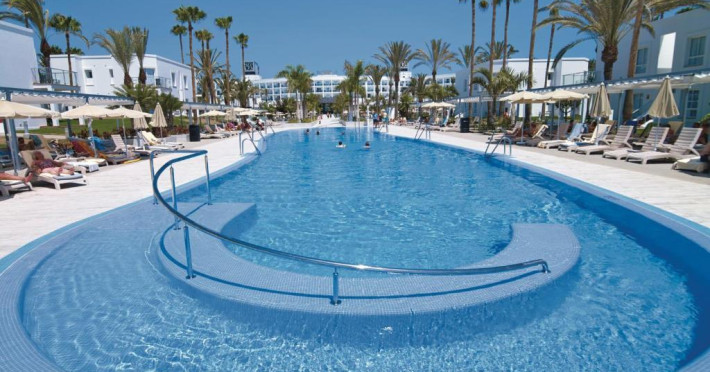 riu-palace-meloneras-5f94109b4475e0f3.jpeg