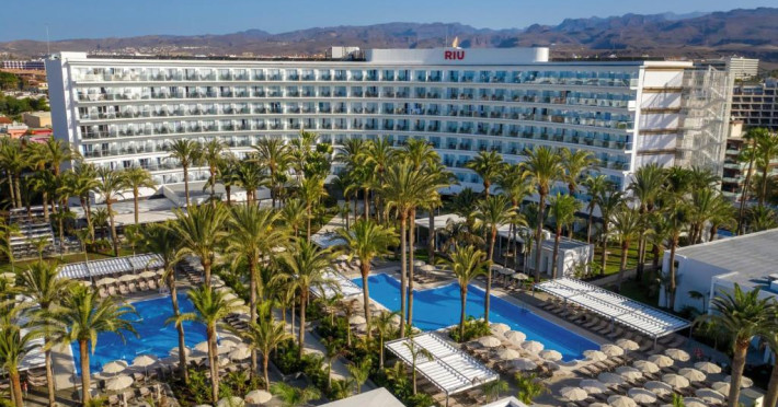 riu-palace-palmeras-9dd88744f3a3a62b.jpeg