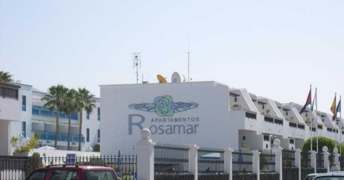 rosamar-apartments-lanzarote-587725d793b23b71.jpeg