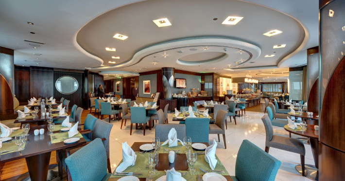 rose-rayhaan-by-rotana-b7fcb1bd3fc1dc59.jpeg