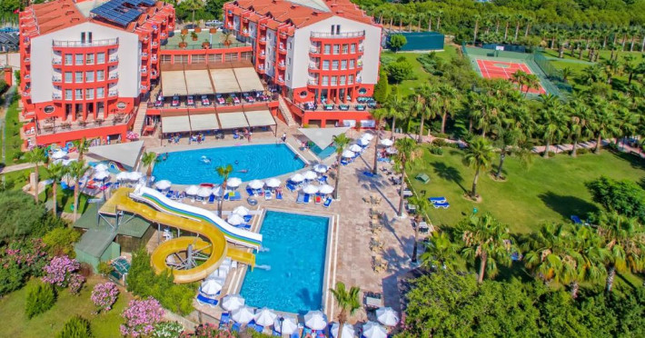 royal-atlantis-beach-02f1fa2638672472.jpeg