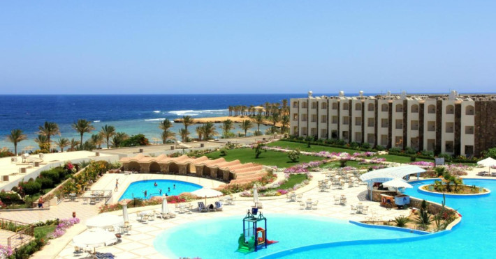 royal-brayka-beach-802afee3333106c7.jpeg