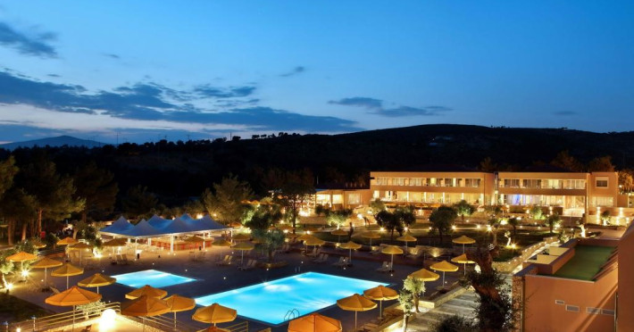 royal-paradise-beach-resort-17fb38dc67ddfca9.jpeg