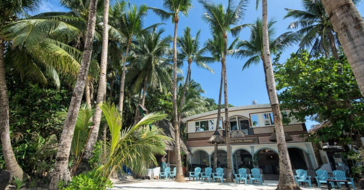 royal-park-resort-boracay-150ce2edbb1e547b.jpeg