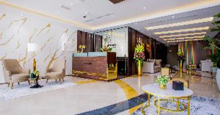 royal-regency-suites-c7b6beb255e2582e.jpeg