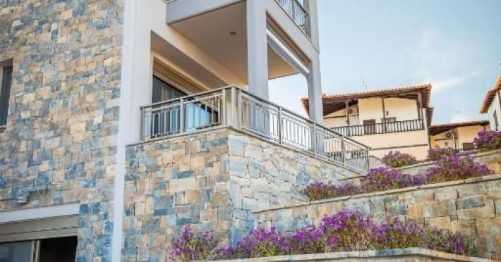 royalty-suites-loft-halkidiki-ea9dc5c5aa7a8632.jpeg