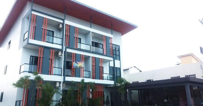 s2-airport-residence-5f65e3eb1b39bb24.jpeg