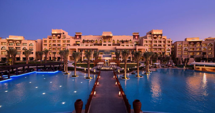saadiyat-rotana-resort-and-villas-9745b8f1a756bb11.jpeg