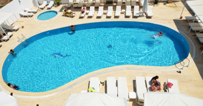 salinas-beach-hotel-boutique-concept-renovated-6d935fc0ee9cda0c.jpeg