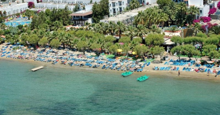 sami-beach-hotel-981d6d3bb31d3529.jpeg