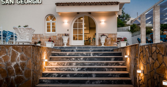 san-georgio-boutique-hotel-adults-only-9a062c50c5e6f10a.jpeg