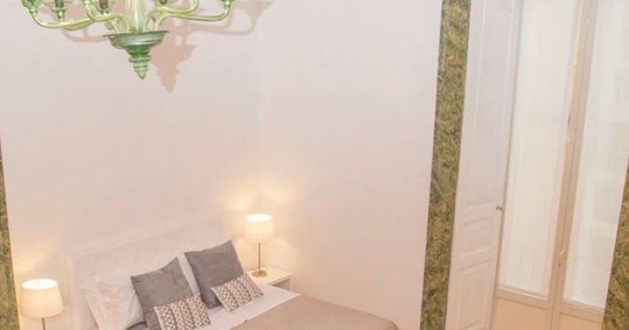 santa-chiara-boutique-142988a838519e17.jpeg