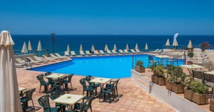 scaleta-beach-hotel-adults-only-16-c96d785ccce6b652.jpeg