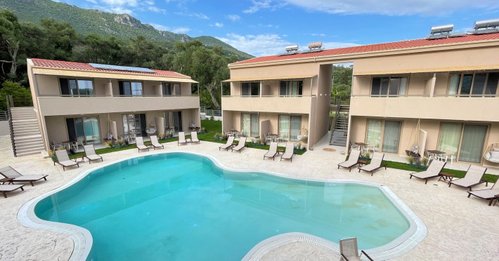 scarabeo-hotel-villas-parga-f27ace4f47e51380.jpeg