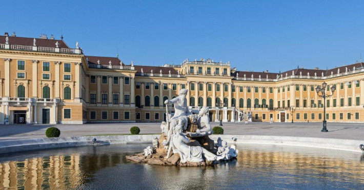 schloss-schonbrunn-grand-suite-285afe5f7ff79d9b.jpeg