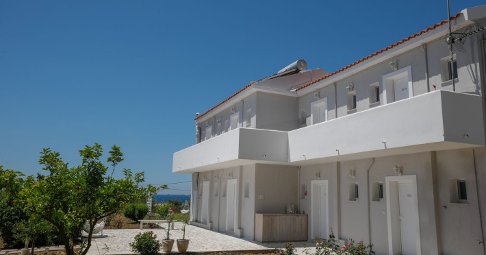 sea-view-studios-81bbb665e75f399b.jpeg