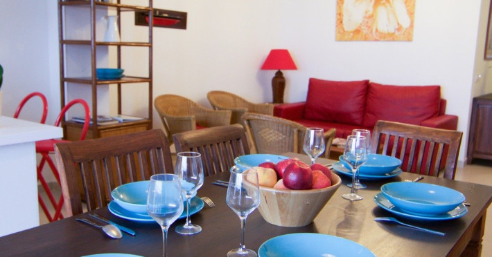 sea-you-apartamentos-port-saplaya-6c81a43ec09ef430.jpeg