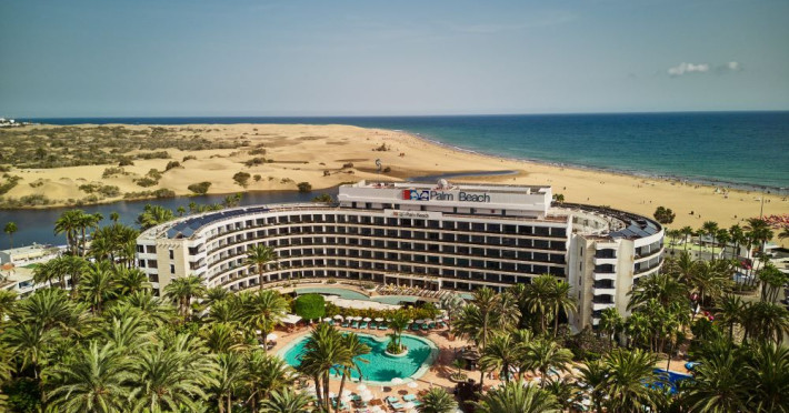 seaside-palm-beach-4e5c00fee74ee310.jpeg