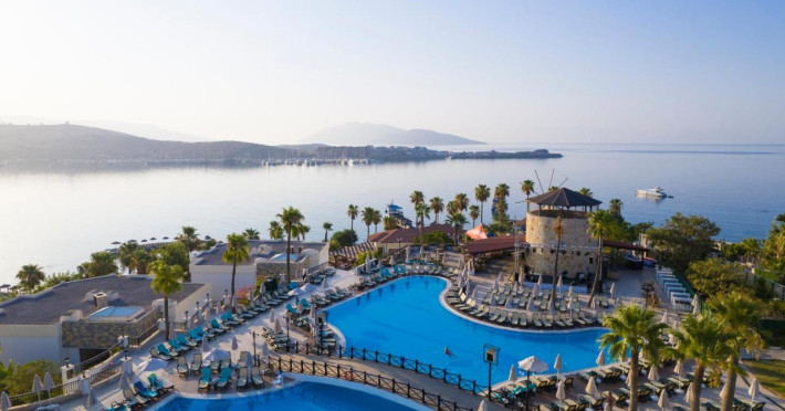 selectum-colours-bodrum-7cda8a9c4caddfb8.jpeg