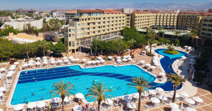 selectum-family-resort-side-ex-silence-beach-c3d27b4623ab6667.jpeg