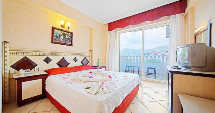 selen-hotel-e898485ddb17a5db.jpeg