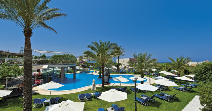 selini-suiteswater-park-6f83da342220fcce.jpeg
