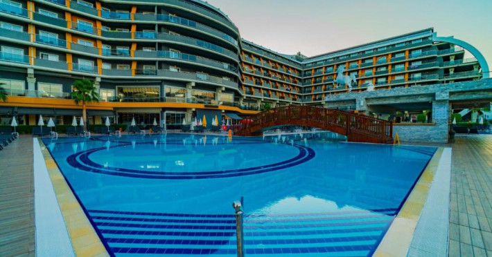 senza-the-inn-resort-93a65d1a1f2a8838.jpeg