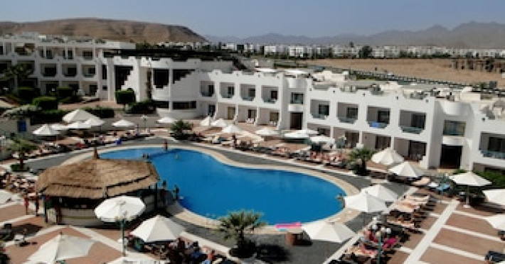 sharm-holiday-resort-35675c99a3c768c8.jpeg