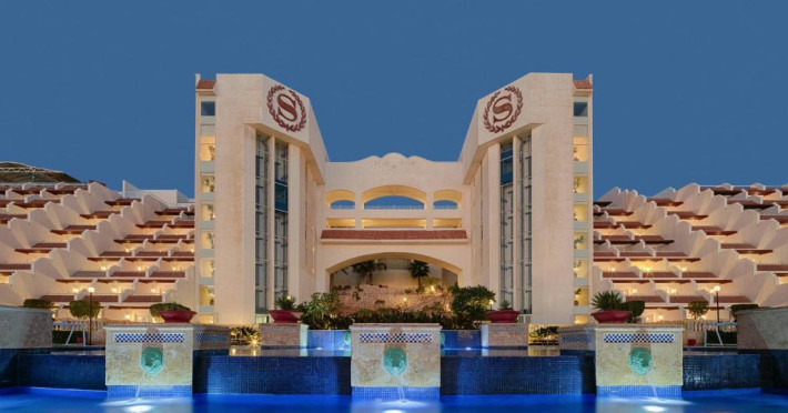 sheraton-sharm-hotel-resort-villas-spa-dae532cf3bc16caf.jpeg