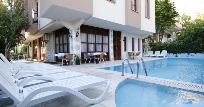 sherwood-prize-hotel-b0ff8f1669c9d671.jpeg