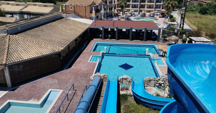 sidari-waterpark-fc90b9bd35024435.jpeg