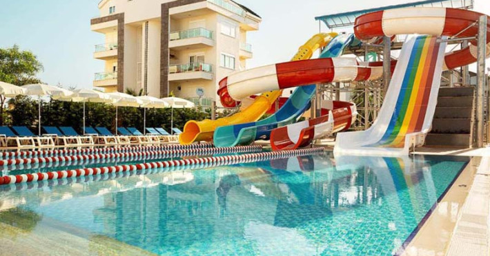 side-resort-hotel-d424aa52a098dd0e.jpeg