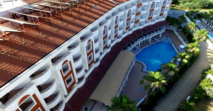side-royal-paradise-edeb6e2dd1463afc.jpeg