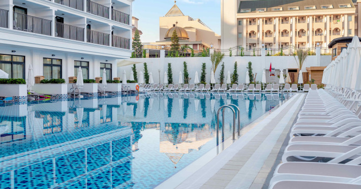 side-royal-style-hotel-exside-royal-luxury-hotel-spa-382aeb65d3908648.jpeg