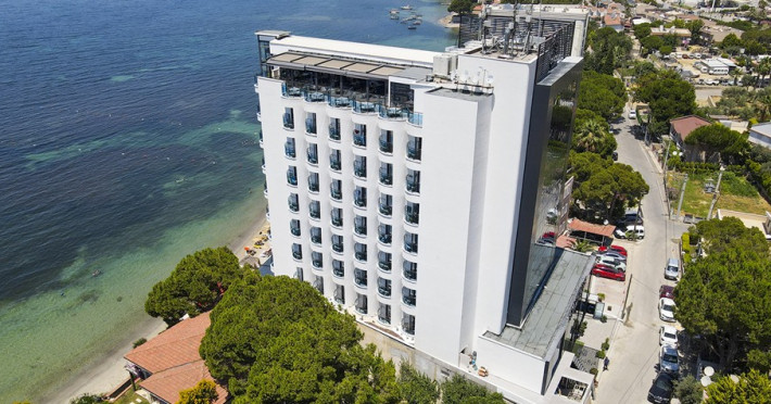 signature-blue-resort-90c0deb7ed08b003.jpeg