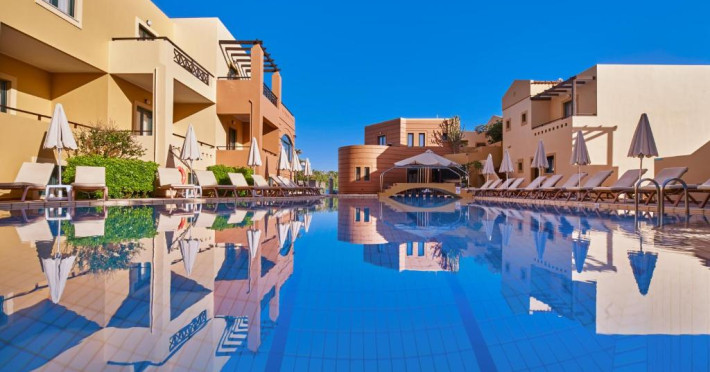 silver-beach-hotel-5e8c14a0c57f23d4.jpeg