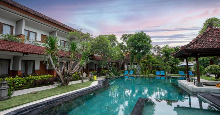 sinar-bali-hotel-by-zuzu-4ca7e4165c388bd9.jpeg