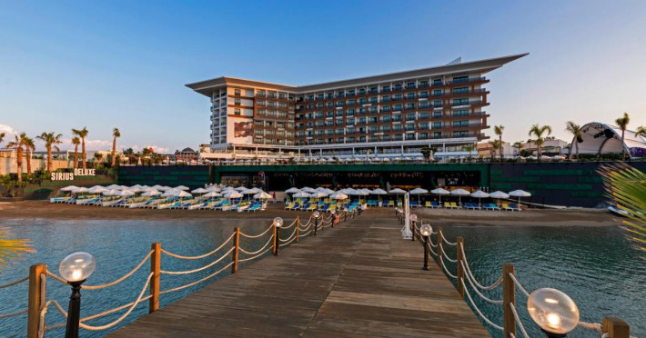 Blue Sky Hotel