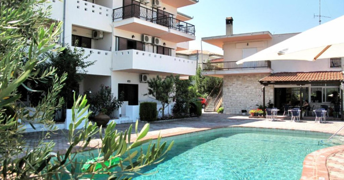 skentos-hotel-0bc7d49993ac6abf.jpeg