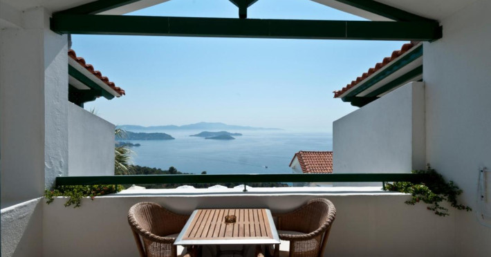 skiathos-club-hotel-suites-d5de00e64427c9b8.jpeg