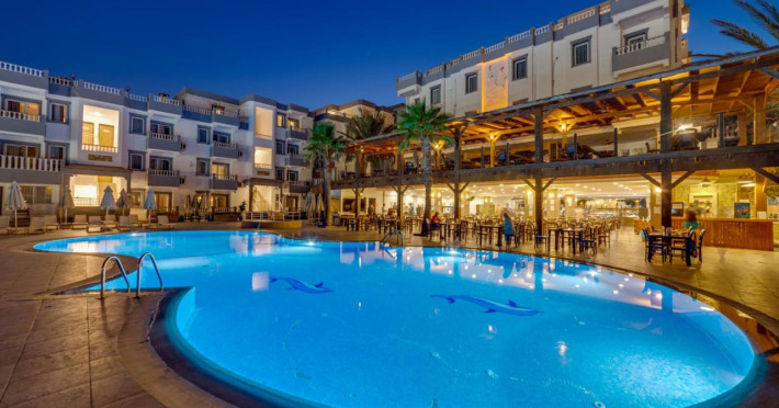smart-holiday-hotel-79e2fd6b8c828a40.jpeg