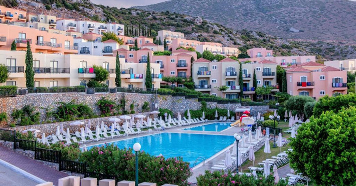 smartline-the-village-resort-waterpark-1a405654a3c89b76.jpeg