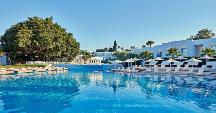 so-nice-club-resort-5c6b4cc921e00209.jpeg