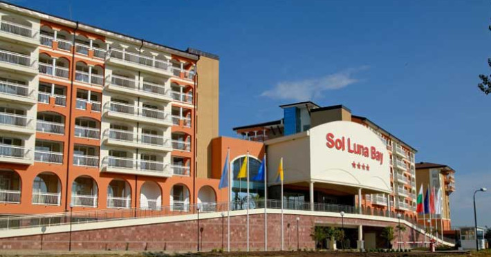 SOL LUNA BAY RESORT HOTEL